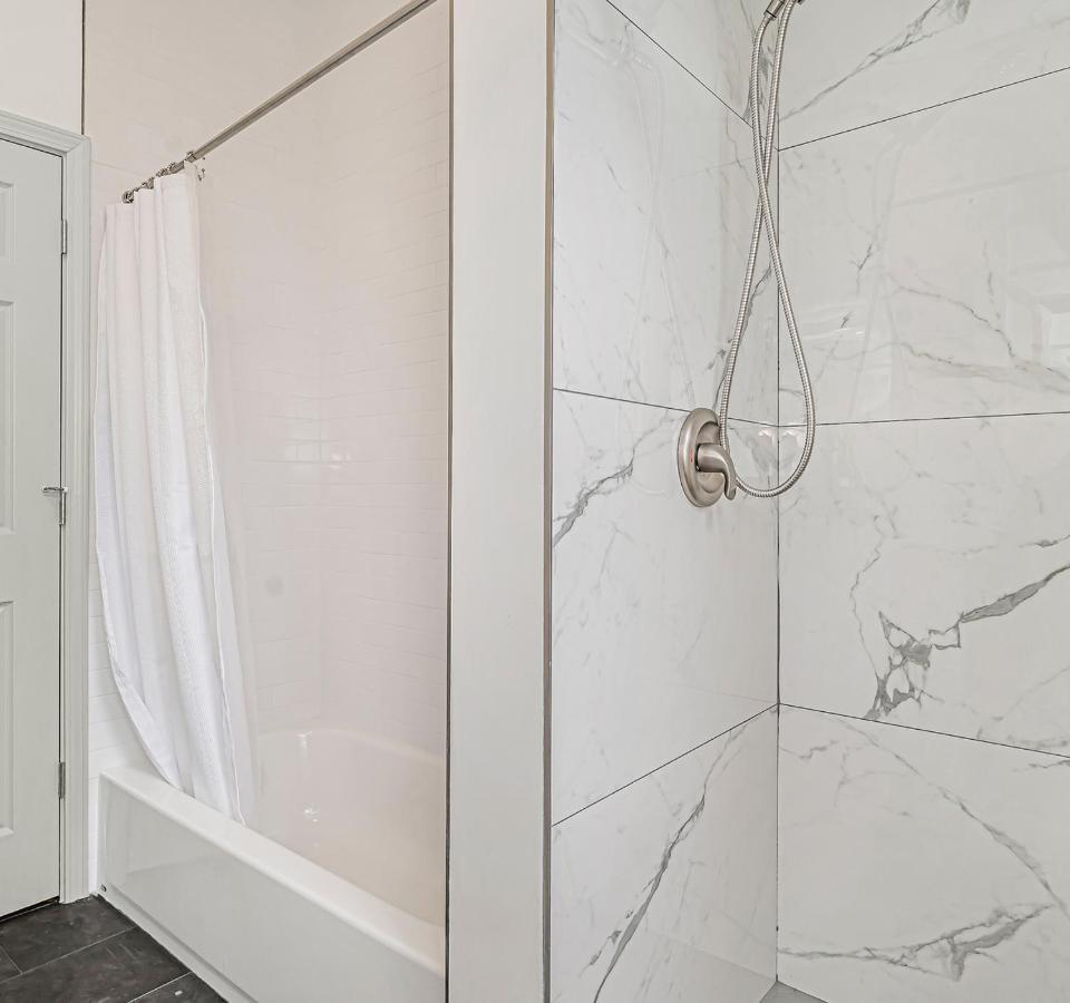 Spacious 5-Br Apt Next To Transit Free Parking Chicago Luaran gambar