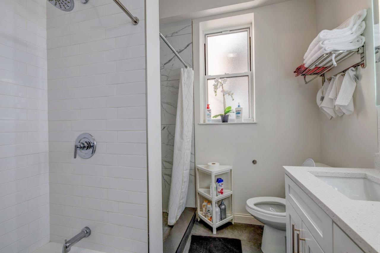 Spacious 5-Br Apt Next To Transit Free Parking Chicago Luaran gambar